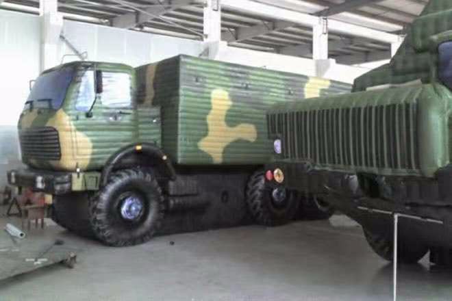 天津大型军事车